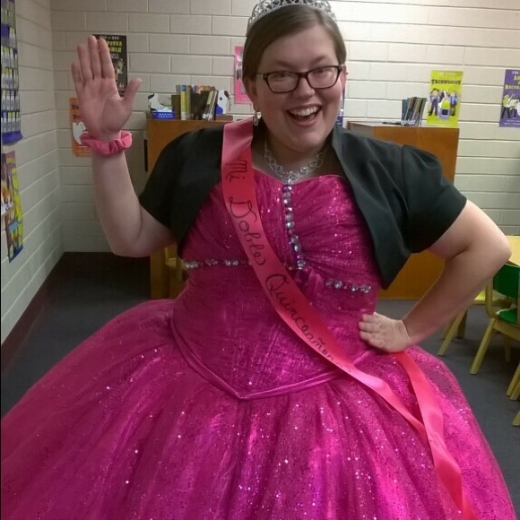 Meet your Posher, Meris - Picture 3 of 3